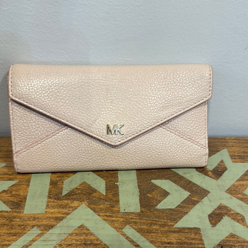 Michael Kors Pink Envelope Wallet Sleek Design